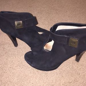 MK heels size 10